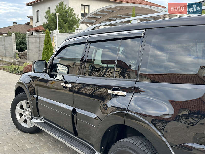 Позашляховик / Кросовер Mitsubishi Pajero Wagon 2007 в Одесі