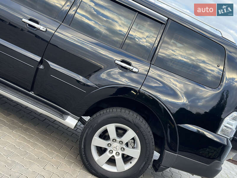Позашляховик / Кросовер Mitsubishi Pajero Wagon 2007 в Одесі