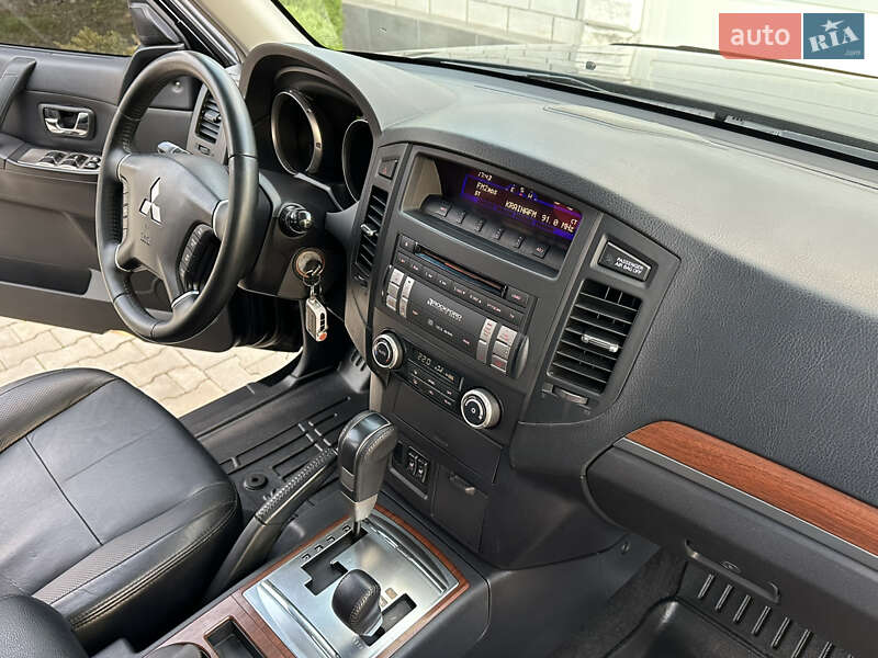 Позашляховик / Кросовер Mitsubishi Pajero Wagon 2007 в Одесі
