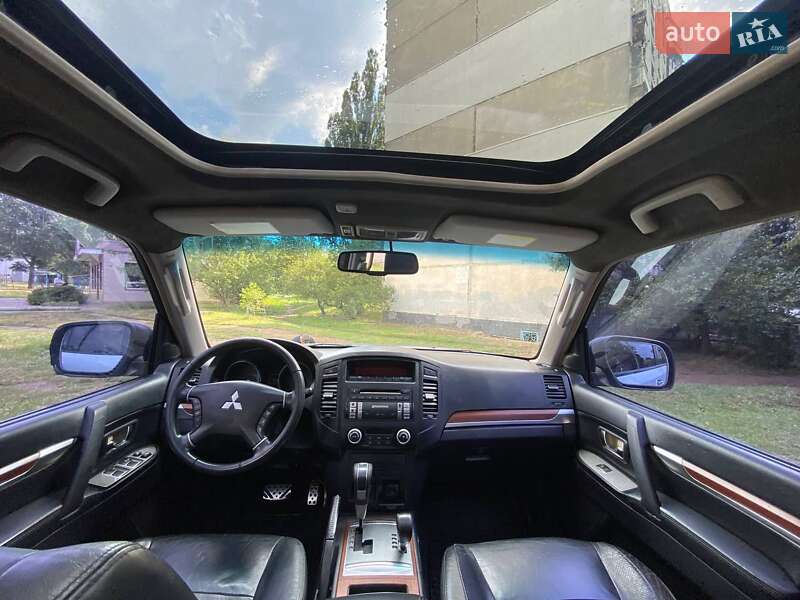 Позашляховик / Кросовер Mitsubishi Pajero Wagon 2007 в Харкові