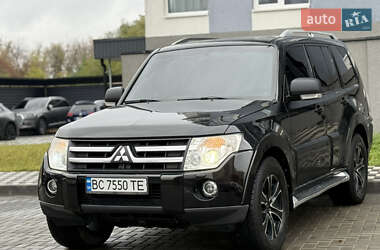 Внедорожник / Кроссовер Mitsubishi Pajero Wagon 2007 в 