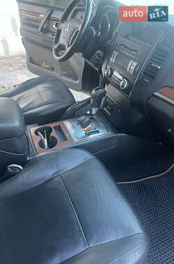 Позашляховик / Кросовер Mitsubishi Pajero Wagon 2008 в  фото 13 Позашляховик / Кросовер Mitsubishi Pajero Wagon 2008 в