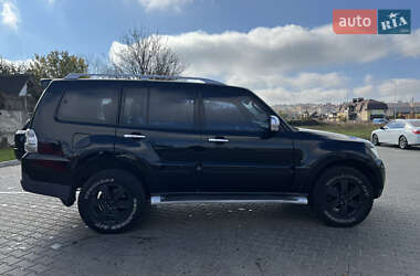 Внедорожник / Кроссовер Mitsubishi Pajero Wagon 2007 в 