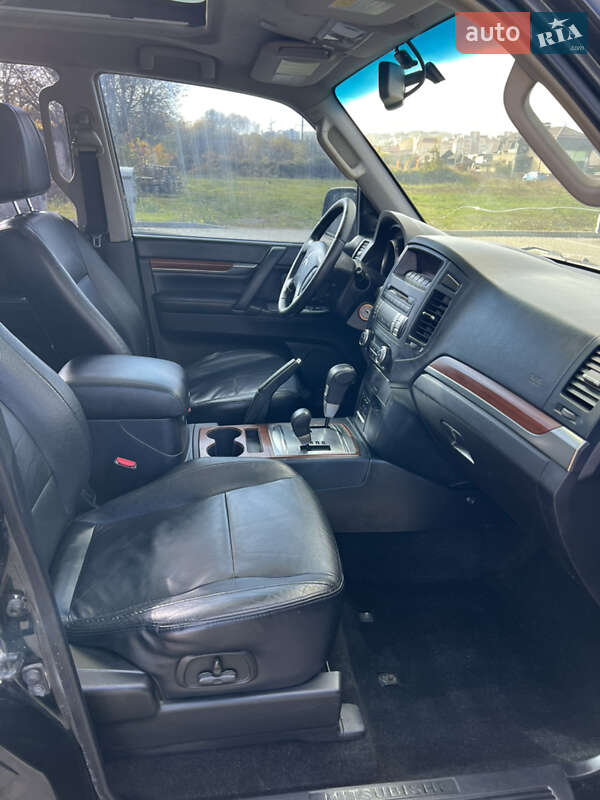 Позашляховик / Кросовер Mitsubishi Pajero Wagon 2007 в Вінниці фото 10 Позашляховик / Кросовер Mitsubishi Pajero Wagon 2007 в Вінниці