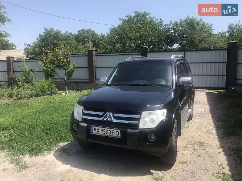 Внедорожник / Кроссовер Mitsubishi Pajero Wagon 2008 в Харькове фото 7 Внедорожник / Кроссовер Mitsubishi Pajero Wagon 2008 в Харькове