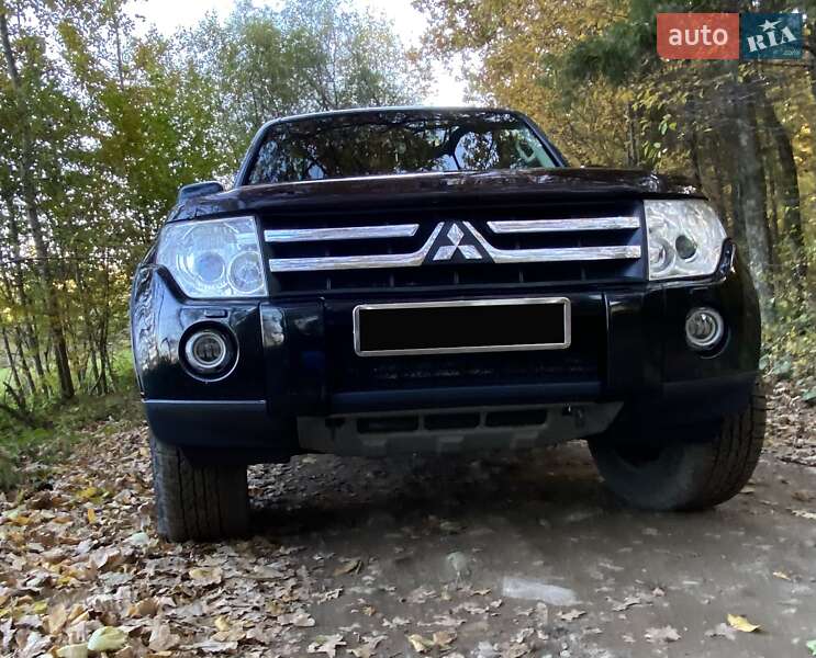Внедорожник / Кроссовер Mitsubishi Pajero Wagon 2008 в Ивано-Франковске фото 14 Внедорожник / Кроссовер Mitsubishi Pajero Wagon 2008 в Ивано-Франковске