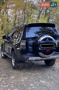 Позашляховик / Кросовер Mitsubishi Pajero Wagon 2008 в  фото 21 Позашляховик / Кросовер Mitsubishi Pajero Wagon 2008 в