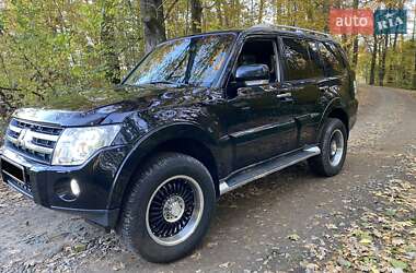 Позашляховик / Кросовер Mitsubishi Pajero Wagon 2008 в  фото 51 Позашляховик / Кросовер Mitsubishi Pajero Wagon 2008 в