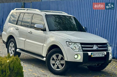 Внедорожник / Кроссовер Mitsubishi Pajero Wagon 2008 в 