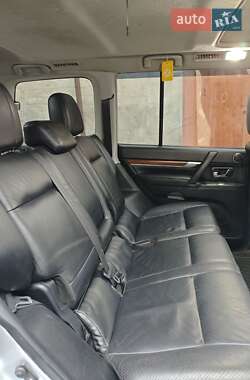 Позашляховик / Кросовер Mitsubishi Pajero Wagon 2008 в 