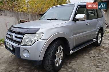 Позашляховик / Кросовер Mitsubishi Pajero Wagon 2008 в 