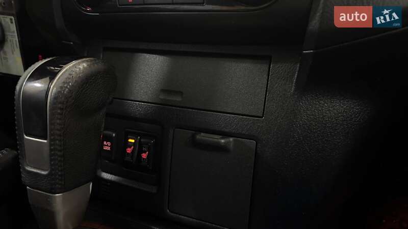 Позашляховик / Кросовер Mitsubishi Pajero Wagon 2012 в Ужгороді