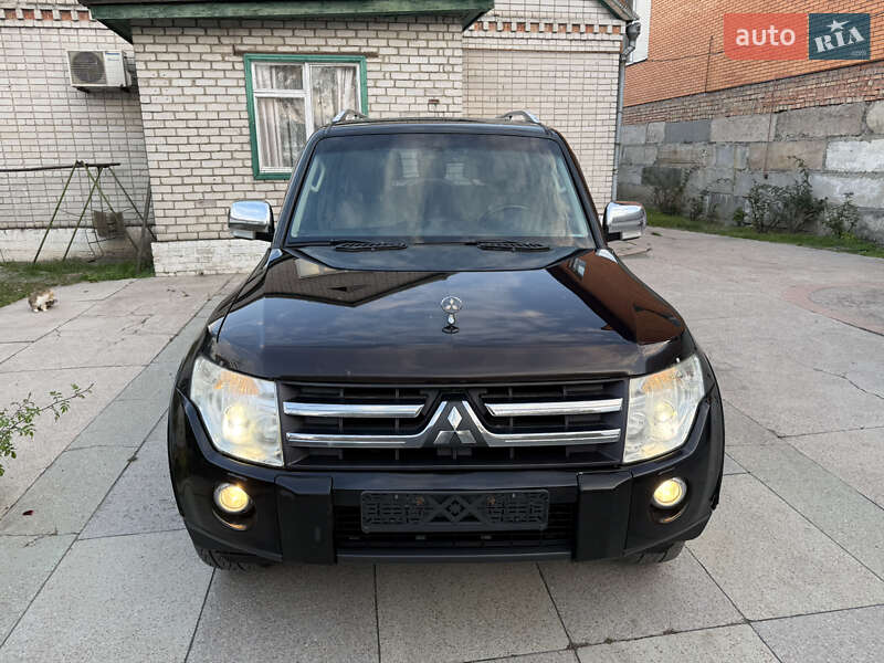 Внедорожник / Кроссовер Mitsubishi Pajero Wagon 2007 в Днепре
