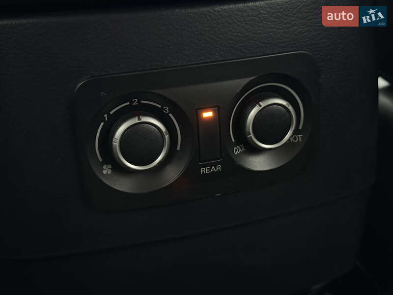 Позашляховик / Кросовер Mitsubishi Pajero Wagon 2010 в Києві