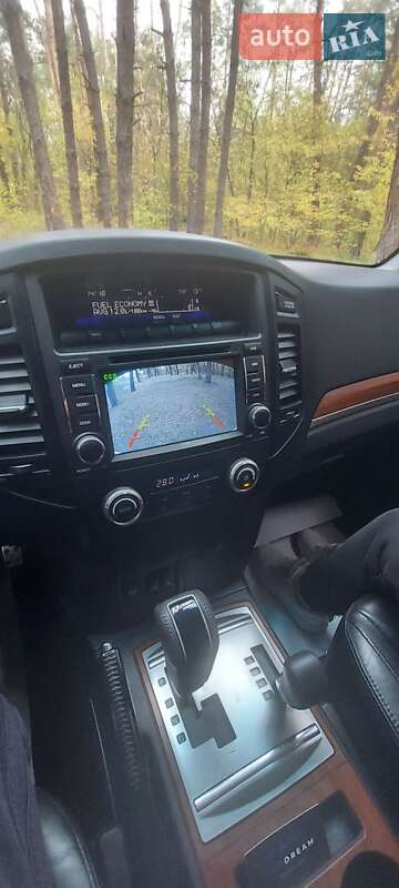 Внедорожник / Кроссовер Mitsubishi Pajero Wagon 2011 в Александрие