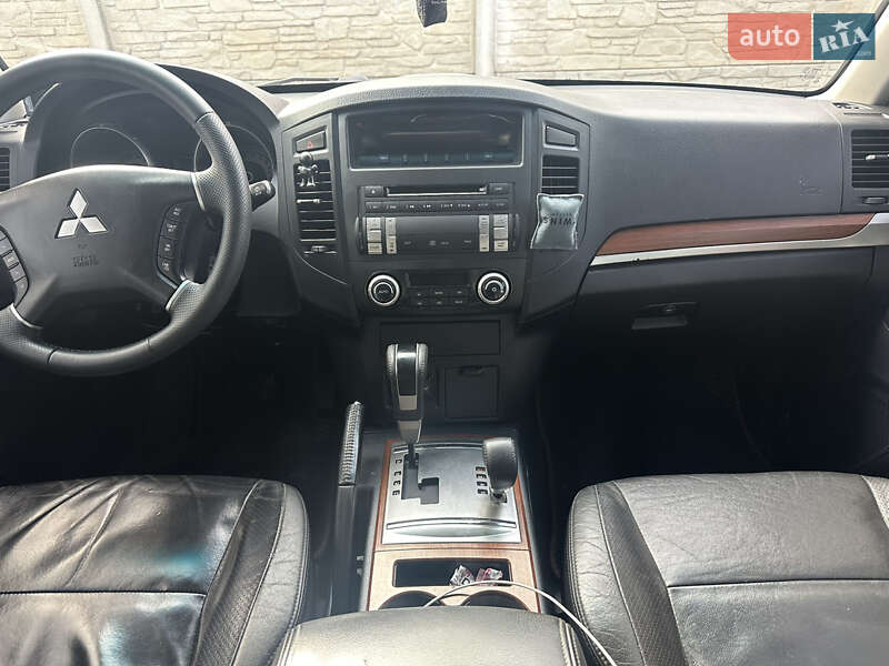 Позашляховик / Кросовер Mitsubishi Pajero Wagon 2008 в Харкові фото 3 Позашляховик / Кросовер Mitsubishi Pajero Wagon 2008 в Харкові