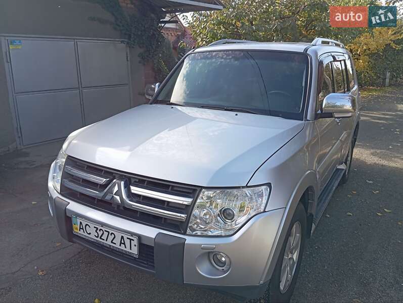 Mitsubishi Pajero Wagon 2008