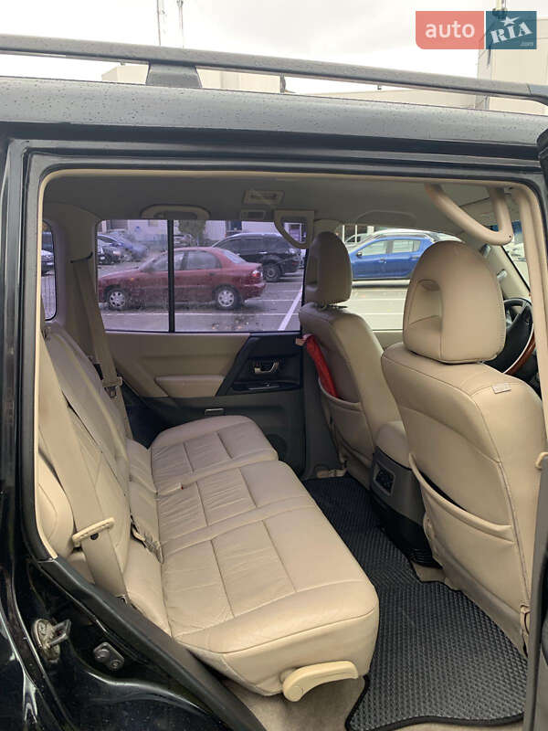 Внедорожник / Кроссовер Mitsubishi Pajero Wagon 2005 в Киеве фото 5 Внедорожник / Кроссовер Mitsubishi Pajero Wagon 2005 в Киеве