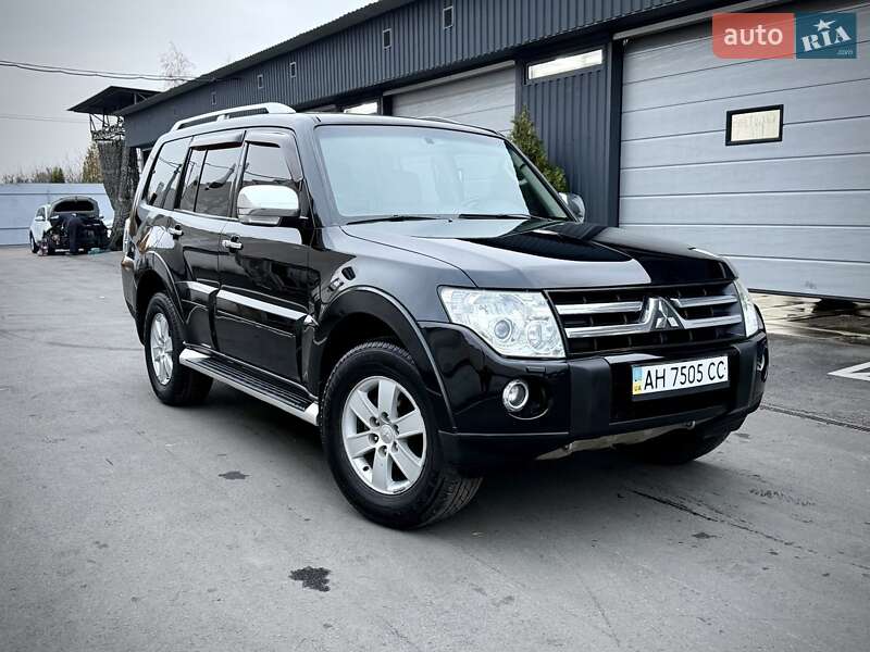 Mitsubishi Pajero Wagon 2009 Mitsubishi Pajero Wagon 2009