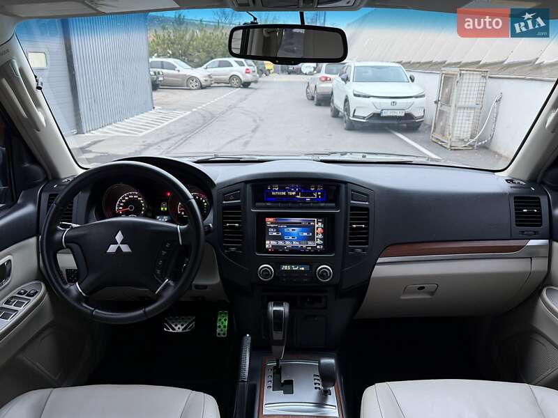 Внедорожник / Кроссовер Mitsubishi Pajero Wagon 2009 в Днепре фото 12 Внедорожник / Кроссовер Mitsubishi Pajero Wagon 2009 в Днепре