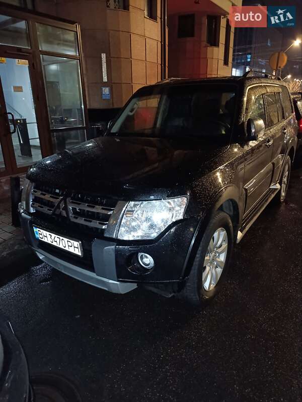 Внедорожник / Кроссовер Mitsubishi Pajero Wagon 2010 в Одессе фото 15 Внедорожник / Кроссовер Mitsubishi Pajero Wagon 2010 в Одессе