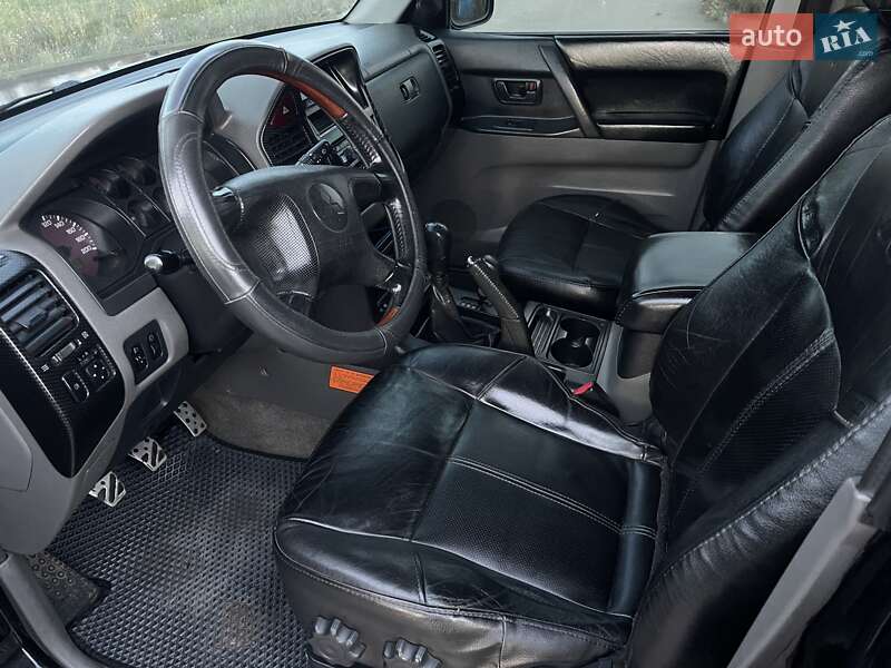 Позашляховик / Кросовер Mitsubishi Pajero Wagon 2003 в Зміїві фото 10 Позашляховик / Кросовер Mitsubishi Pajero Wagon 2003 в Зміїві