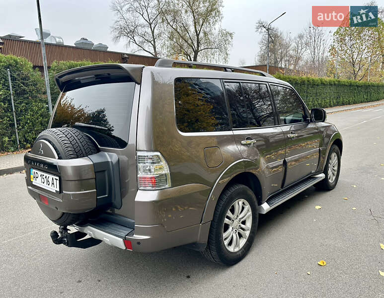 Внедорожник / Кроссовер Mitsubishi Pajero Wagon 2013 в Киеве фото 6 Внедорожник / Кроссовер Mitsubishi Pajero Wagon 2013 в Киеве