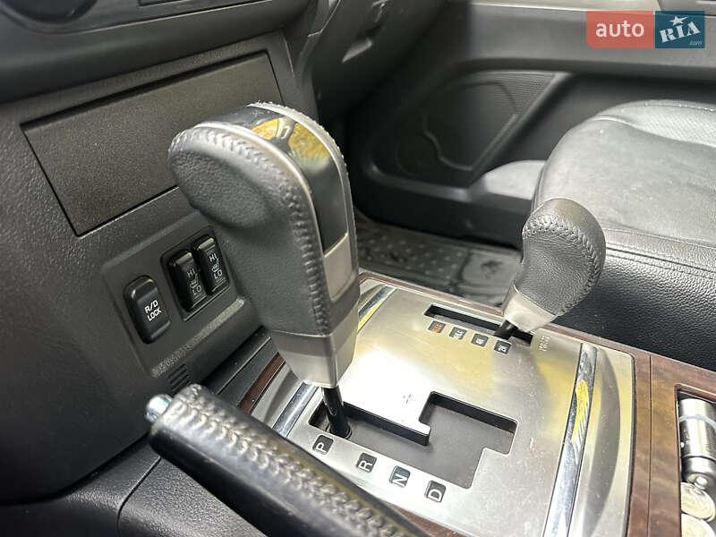 Внедорожник / Кроссовер Mitsubishi Pajero Wagon 2013 в Киеве фото 29 Внедорожник / Кроссовер Mitsubishi Pajero Wagon 2013 в Киеве