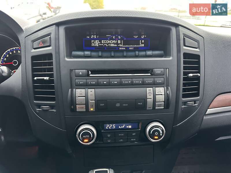 Позашляховик / Кросовер Mitsubishi Pajero Wagon 2008 в Києві