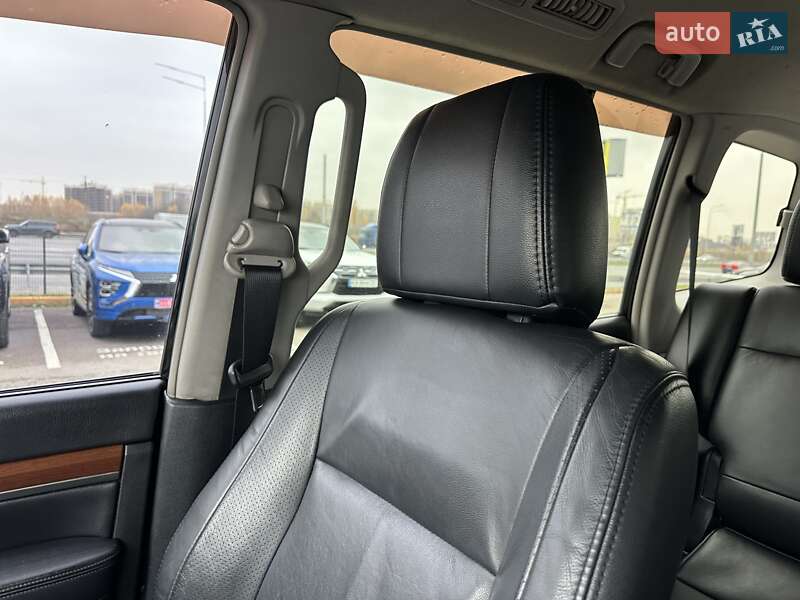 Позашляховик / Кросовер Mitsubishi Pajero Wagon 2008 в Києві