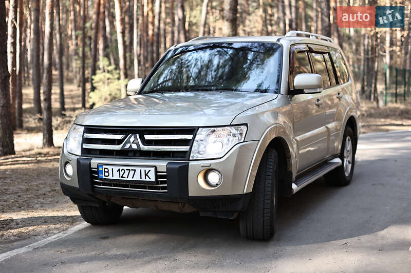 Позашляховик / Кросовер Mitsubishi Pajero Wagon 2007 в Полтаві фото 7 Позашляховик / Кросовер Mitsubishi Pajero Wagon 2007 в Полтаві