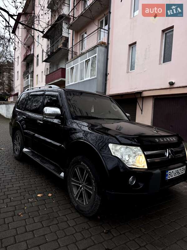 Позашляховик / Кросовер Mitsubishi Pajero Wagon 2008 в Тернополі