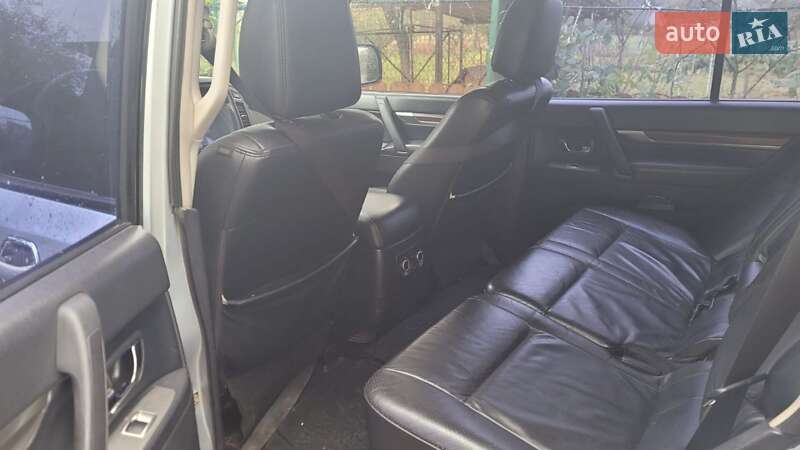 Внедорожник / Кроссовер Mitsubishi Pajero Wagon 2006 в Ужгороде