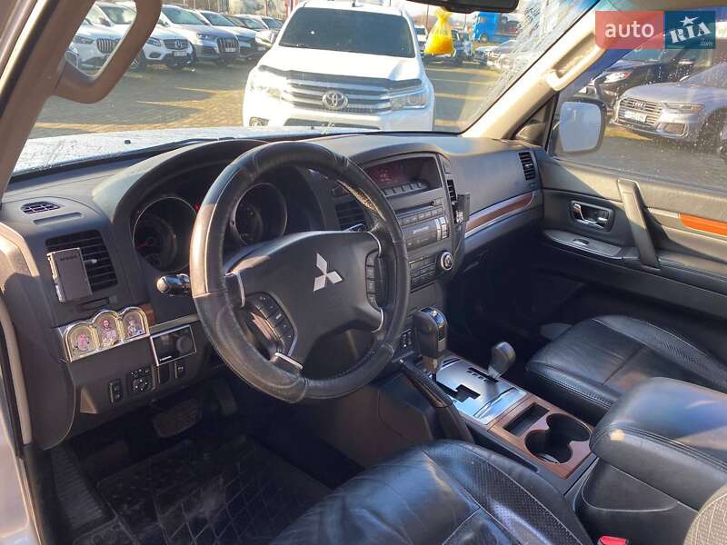 Внедорожник / Кроссовер Mitsubishi Pajero Wagon 2008 в Львове