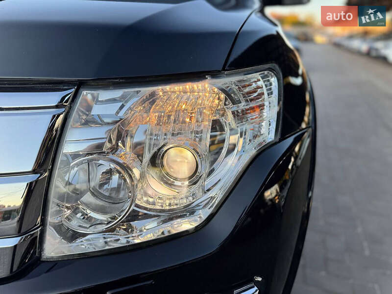 Позашляховик / Кросовер Mitsubishi Pajero Wagon 2010 в Кривому Розі фото 11 Позашляховик / Кросовер Mitsubishi Pajero Wagon 2010 в Кривому Розі