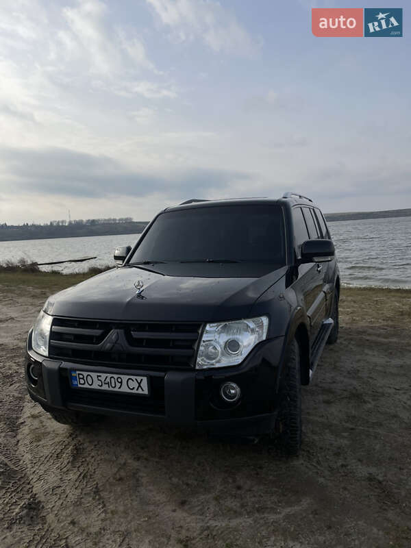 Позашляховик / Кросовер Mitsubishi Pajero Wagon 2008 в Тернополі фото 4 Позашляховик / Кросовер Mitsubishi Pajero Wagon 2008 в Тернополі