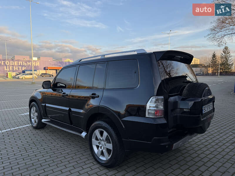 Внедорожник / Кроссовер Mitsubishi Pajero Wagon 2008 в Тернополе