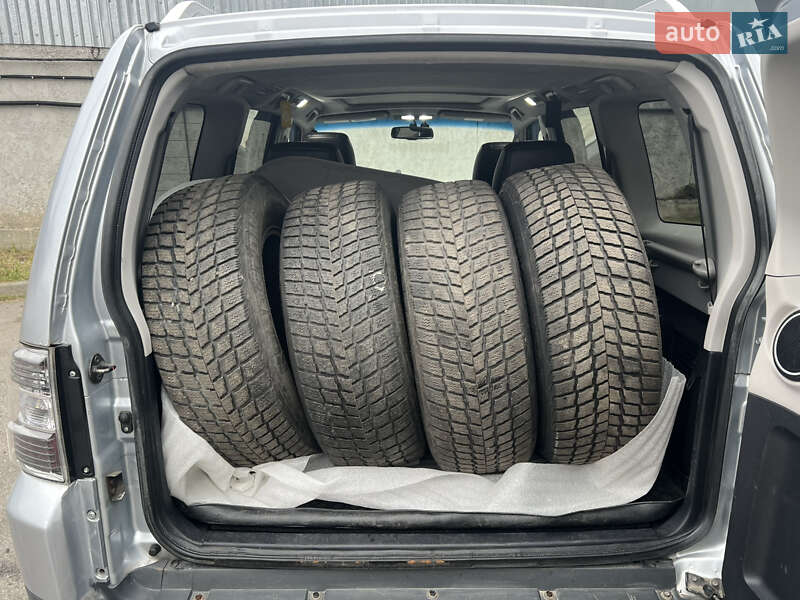 Внедорожник / Кроссовер Mitsubishi Pajero Wagon 2008 в Киеве фото 23 Внедорожник / Кроссовер Mitsubishi Pajero Wagon 2008 в Киеве