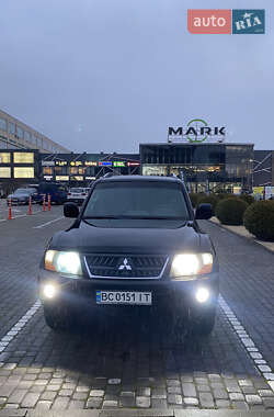 Позашляховик / Кросовер Mitsubishi Pajero Wagon 2005 в Львові