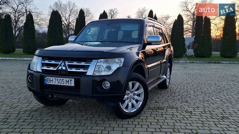 Внедорожник / Кроссовер Mitsubishi Pajero Wagon 2010 в Одессе