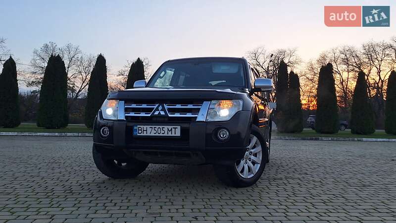 Внедорожник / Кроссовер Mitsubishi Pajero Wagon 2010 в Одессе