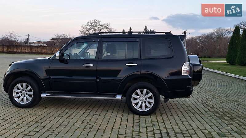 Внедорожник / Кроссовер Mitsubishi Pajero Wagon 2010 в Одессе