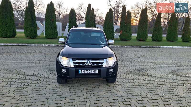 Внедорожник / Кроссовер Mitsubishi Pajero Wagon 2010 в Одессе