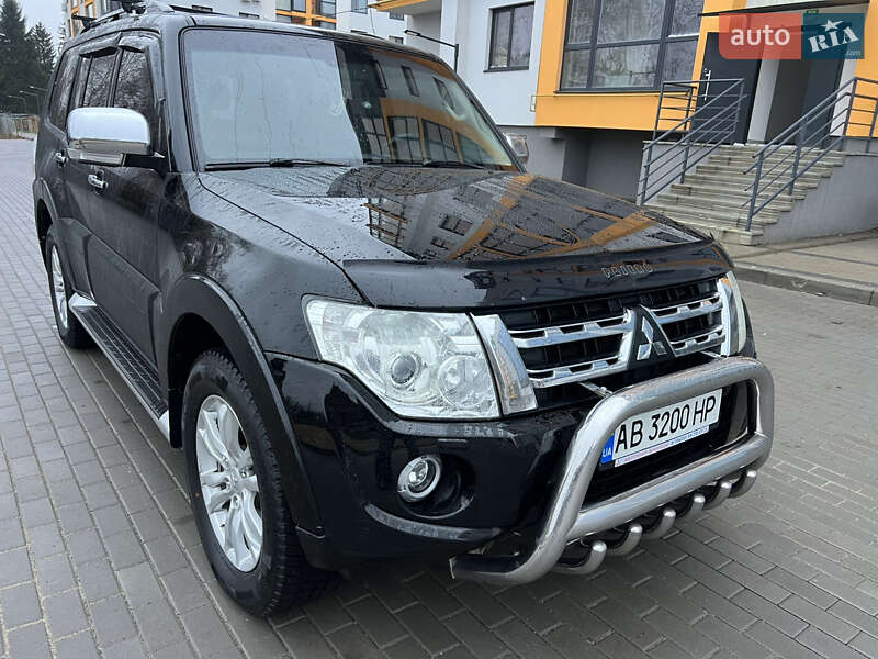 Внедорожник / Кроссовер Mitsubishi Pajero Wagon 2012 в Виннице