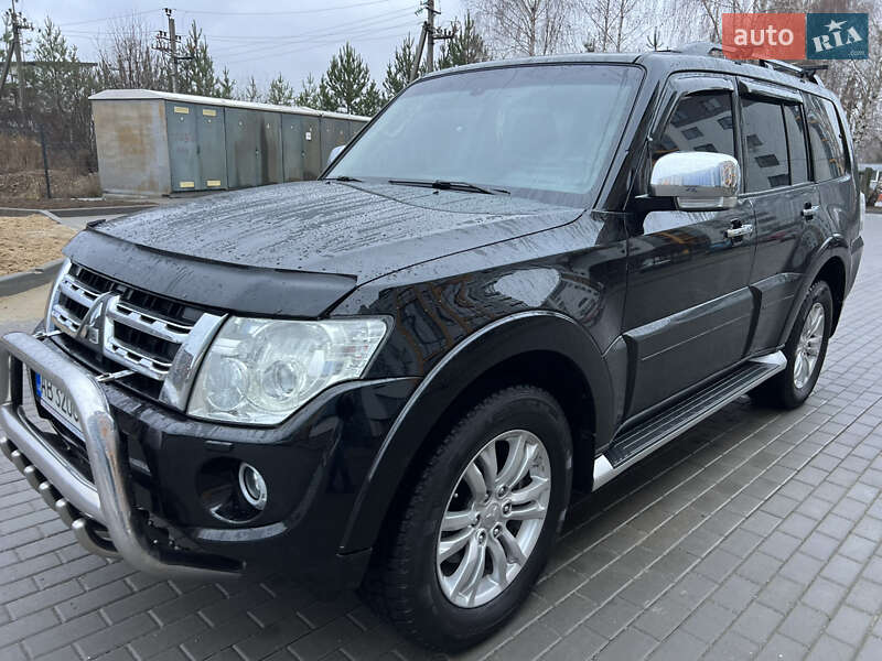 Внедорожник / Кроссовер Mitsubishi Pajero Wagon 2012 в Виннице