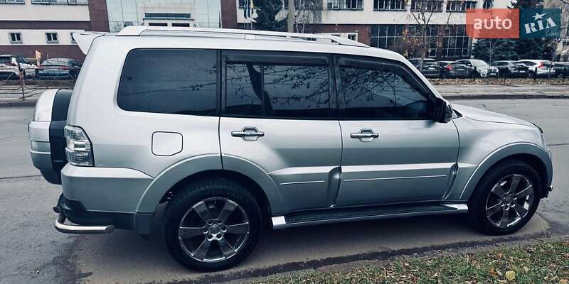 Позашляховик / Кросовер Mitsubishi Pajero Wagon 2008 в Києві фото 5 Позашляховик / Кросовер Mitsubishi Pajero Wagon 2008 в Києві