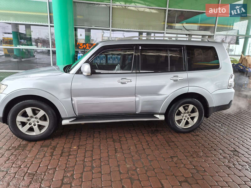 Внедорожник / Кроссовер Mitsubishi Pajero Wagon 2007 в Львове