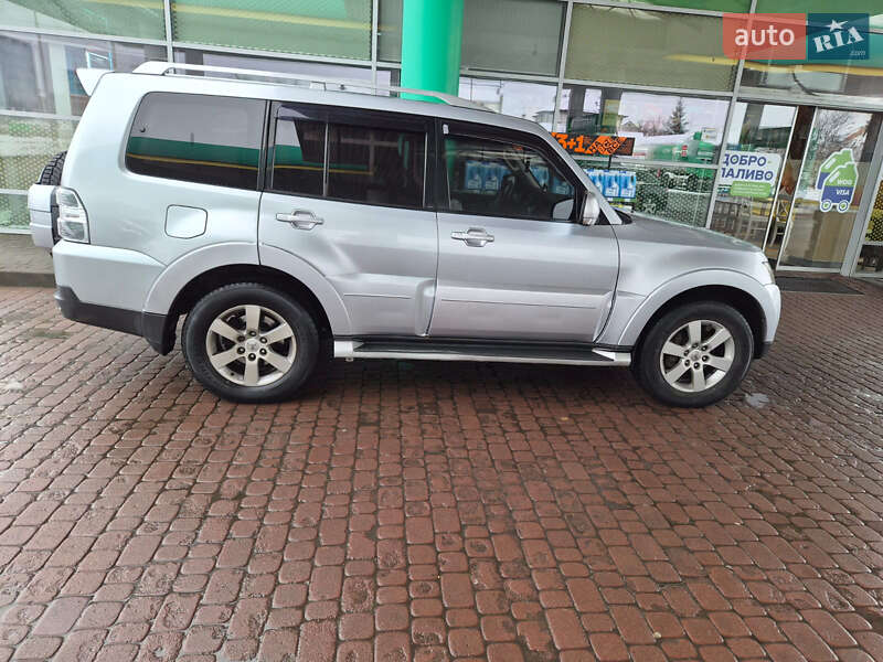 Внедорожник / Кроссовер Mitsubishi Pajero Wagon 2007 в Львове