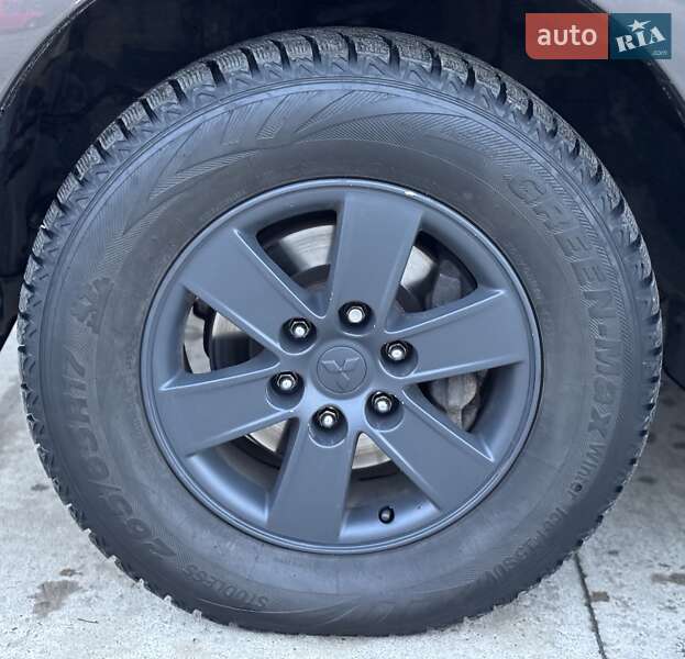 Внедорожник / Кроссовер Mitsubishi Pajero Wagon 2010 в Сарнах