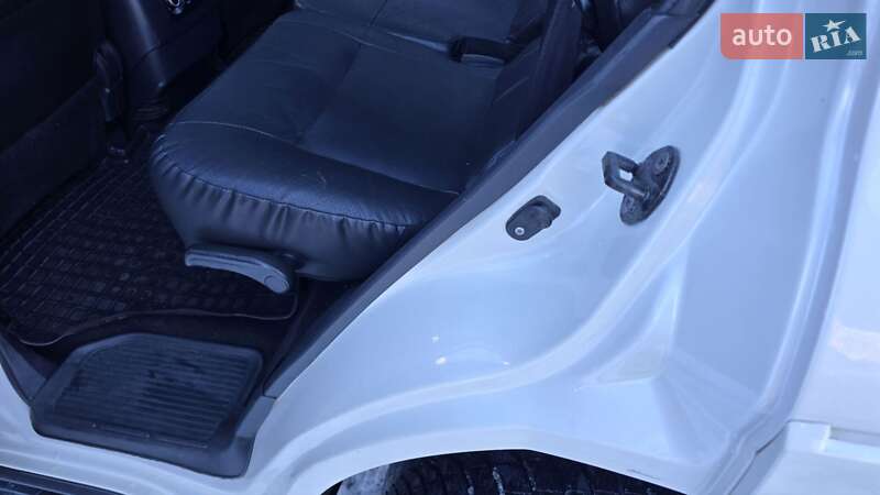 Внедорожник / Кроссовер Mitsubishi Pajero Wagon 2013 в Львове